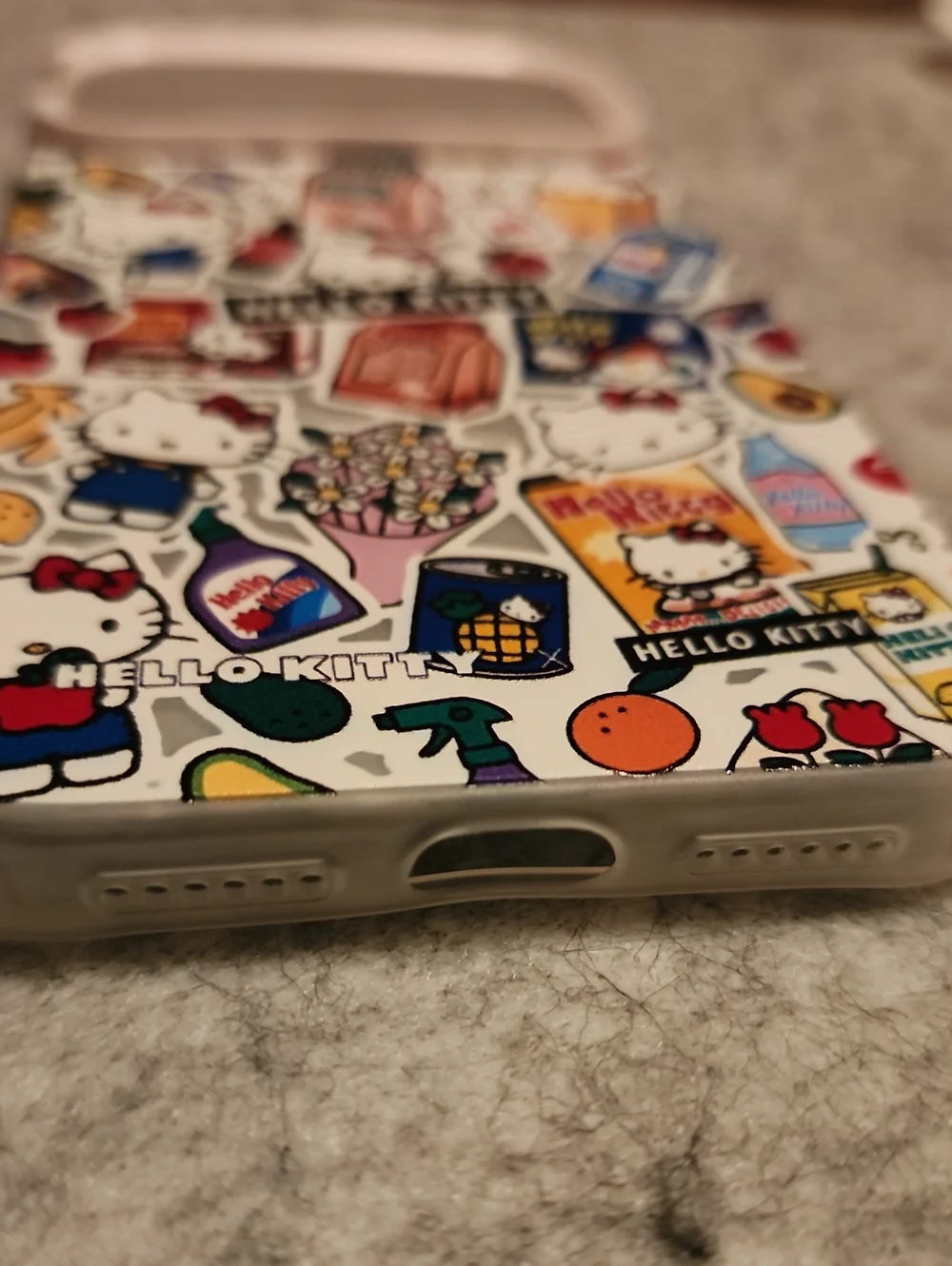 Brand new Apple IPhone 17 Pro Max Hello Kitty Silicone Phone case